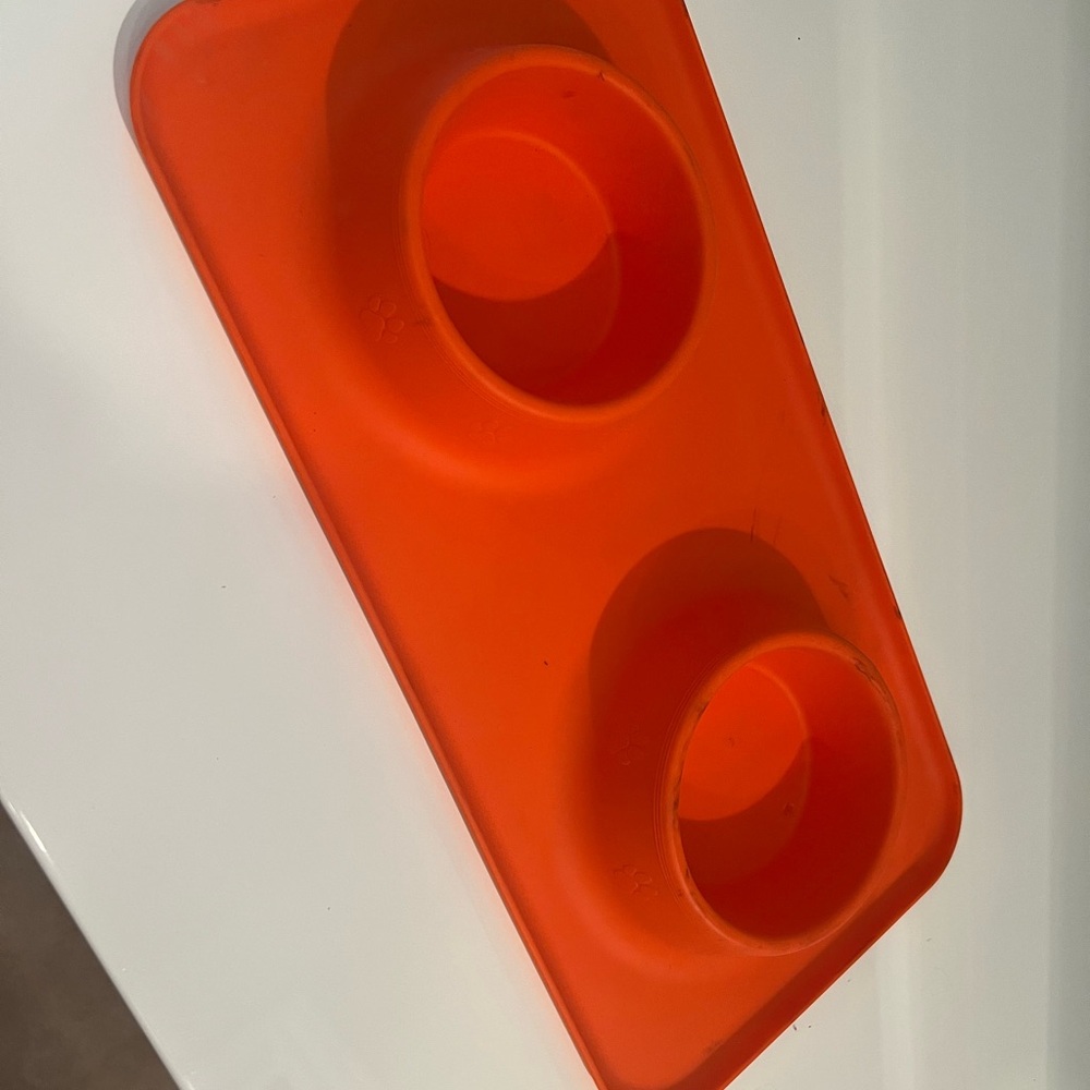 Orange Silicone Pet Bowl Matt (no-slip)
